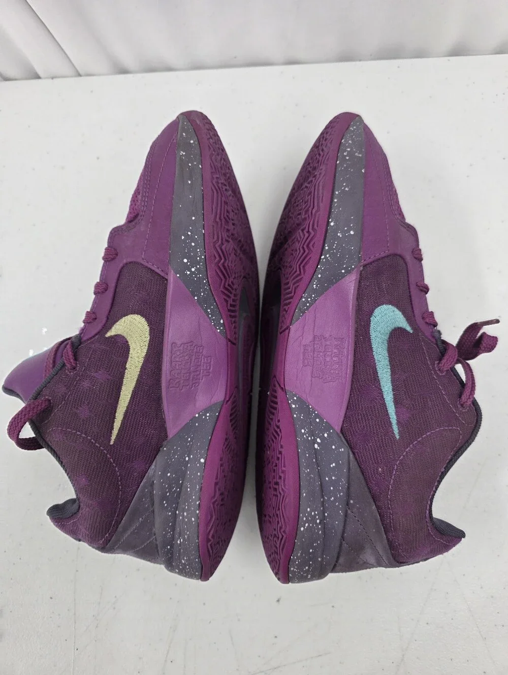 Nike JA 2 GS Low Sneakers Stargazer Edition Bold Berry FV5633-500 Youth Size 7Y.